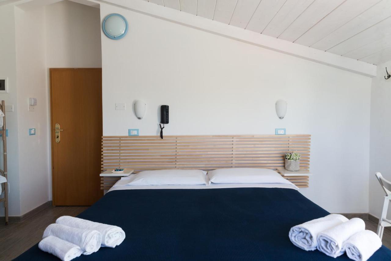 Hotel Jolie Ричоне Екстериор снимка