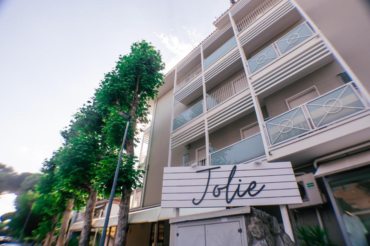 Hotel Jolie Ричоне Екстериор снимка