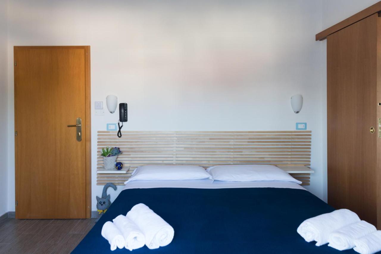 Hotel Jolie Ричоне Екстериор снимка